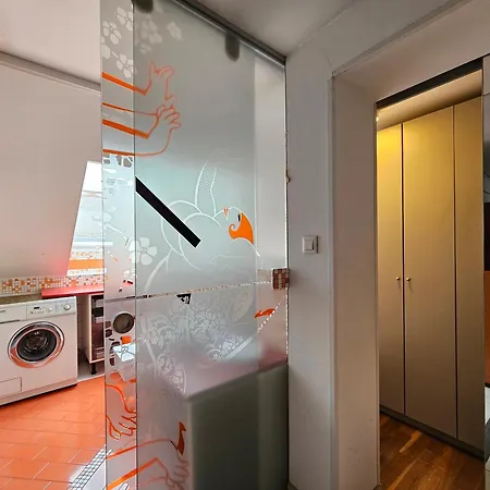 Jazz Tour As Apartment